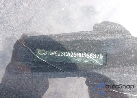 2017 Hyundai Tucson Value z USA, uszkodzony, nr VIN KM8J3CA25HU566376